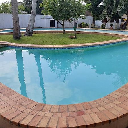 Hotel Inhambane Bagian luar foto